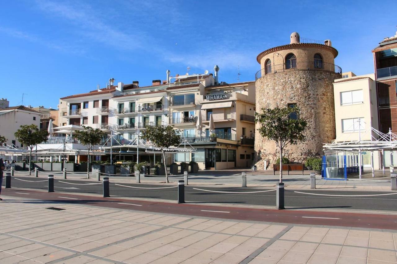 Casa Tomas - Lovely Townhouse In Cambrils Exterior photo